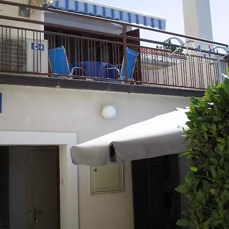 In 5880 Apartament Selce